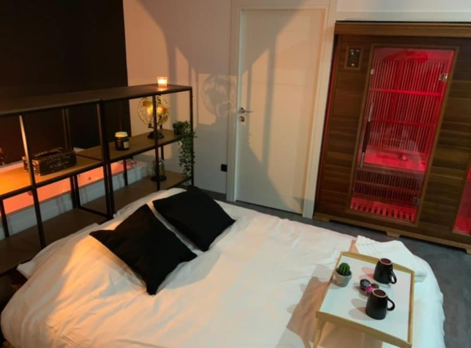 Appartement Spa - Nahleo Industriel Dole Bagian luar foto